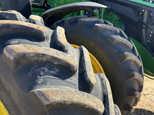 Image of John Deere 8R 410 equipment image 3
