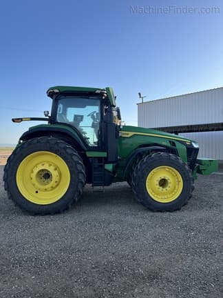 Image of John Deere 8R 410 equipment image 4