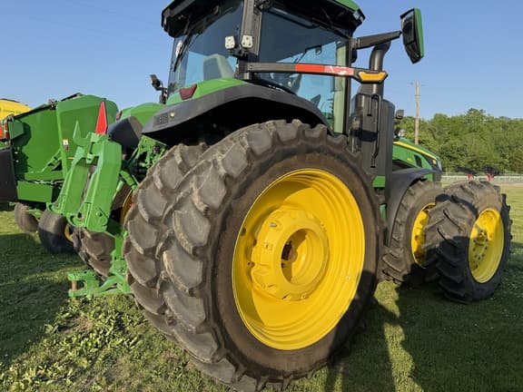 Image of John Deere 8R 410 equipment image 1