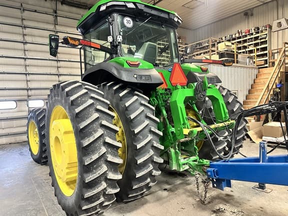 Image of John Deere 8R 410 equipment image 3
