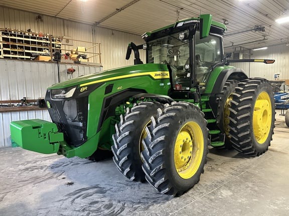 2025 John Deere 8R 410 Equipment Image0
