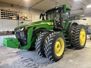 2025 John Deere 8R 410 Image