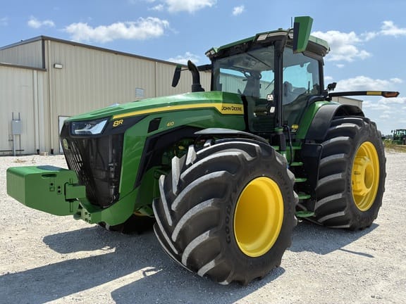 2025 John Deere 8R 410 Equipment Image0