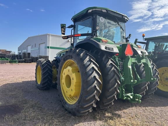 Image of John Deere 8R 410 equipment image 4