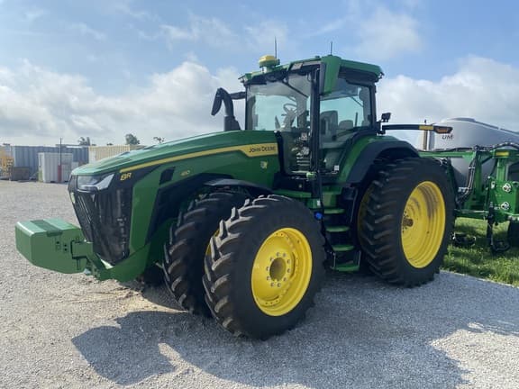 Image of John Deere 8R 410 equipment image 2