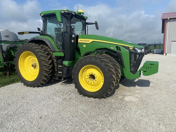 2025 John Deere 8R 410 Equipment Image0