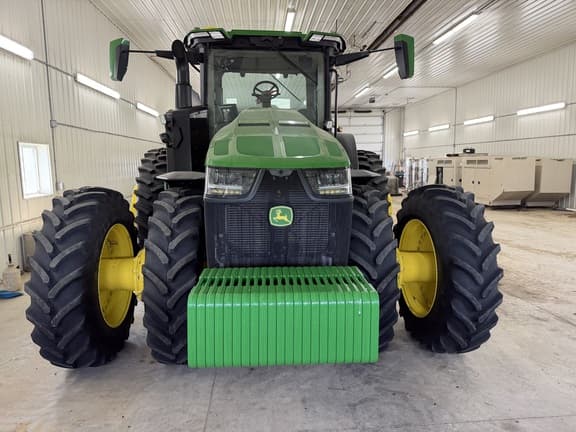 Image of John Deere 8R 410 equipment image 2