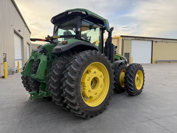Image of John Deere 8R 410 equipment image 2