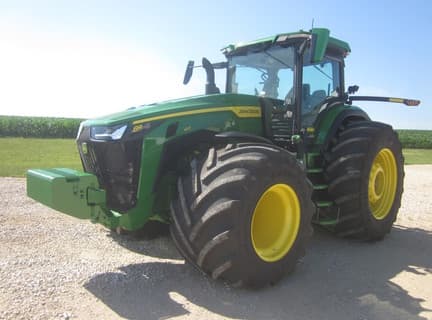Image of John Deere 8R 410 equipment image 1