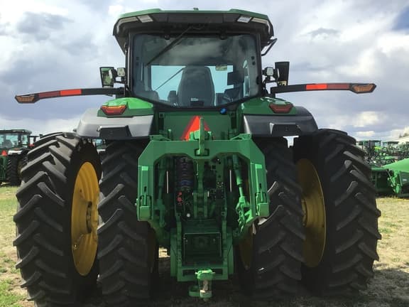 Image of John Deere 8R 410 equipment image 4