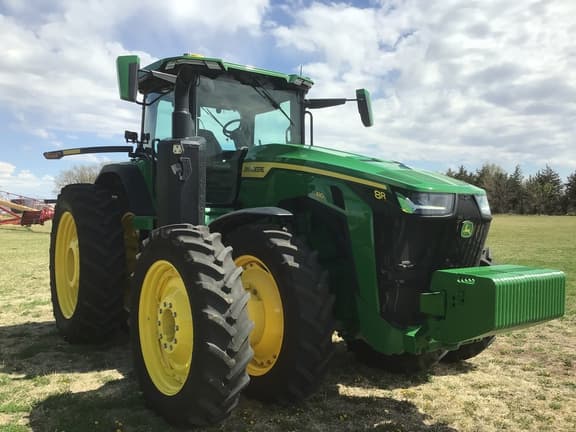 Image of John Deere 8R 410 equipment image 2
