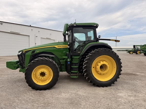 Image of John Deere 8R 410 equipment image 2