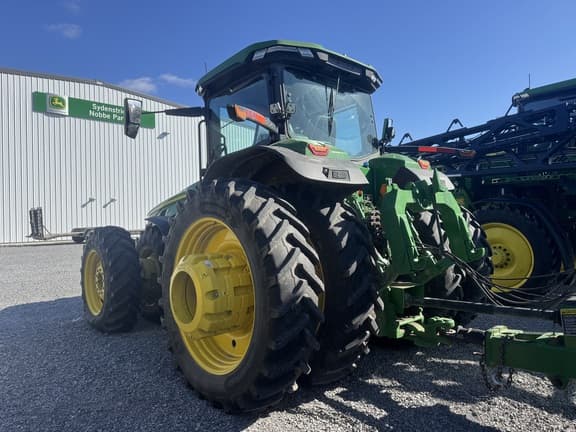 Image of John Deere 8R 410 equipment image 3
