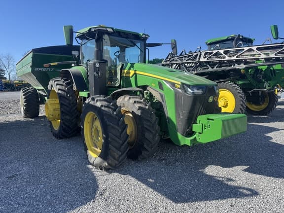 Image of John Deere 8R 410 Primary image