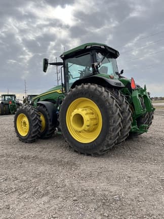 Image of John Deere 8R 410 equipment image 4