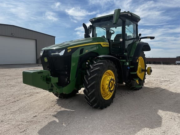 2025 John Deere 8R 410 Equipment Image0
