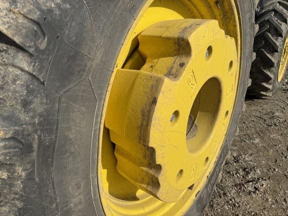 Image of John Deere 8R 410 equipment image 4