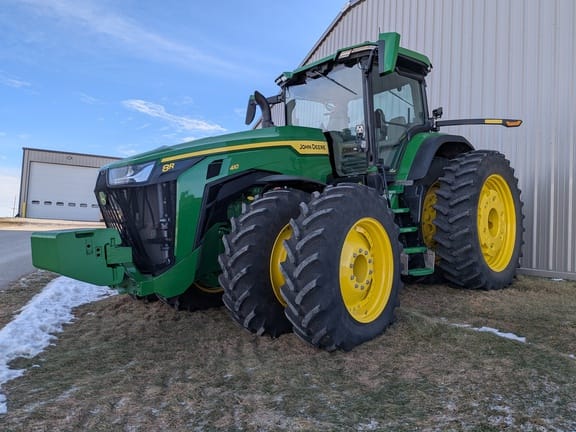 2025 John Deere 8R 410 Equipment Image0