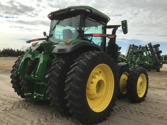 Image of John Deere 8R 410 equipment image 3