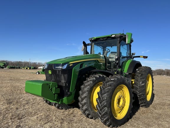 2025 John Deere 8R 410 Equipment Image0