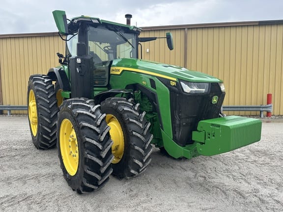 2025 John Deere 8R 410 Equipment Image0