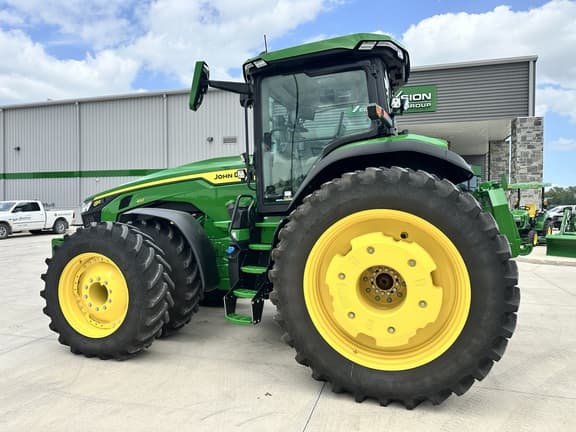 Image of John Deere 8R 410 equipment image 3