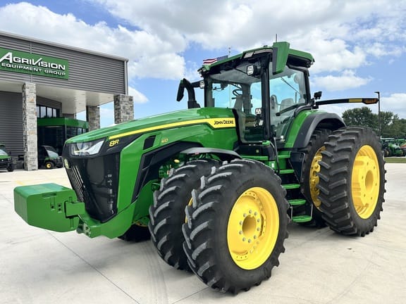 2025 John Deere 8R 410 Equipment Image0