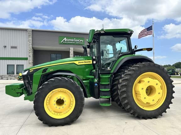 Image of John Deere 8R 410 equipment image 2