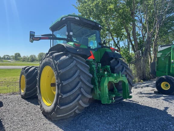 Image of John Deere 8R 410 equipment image 1
