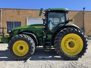 2025 John Deere 8R 410 Image