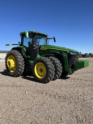 2025 John Deere 8R 410 Image