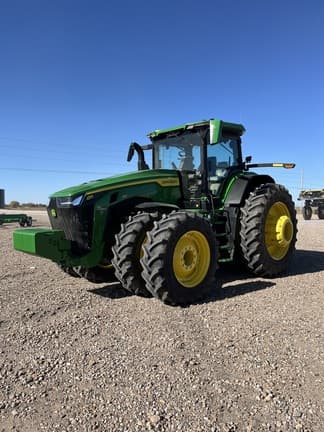 Image of John Deere 8R 410 equipment image 2