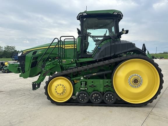 Image of John Deere 8RT 310 equipment image 2