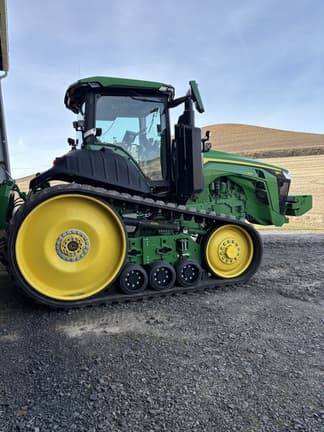 Image of John Deere 8RT 410 equipment image 3