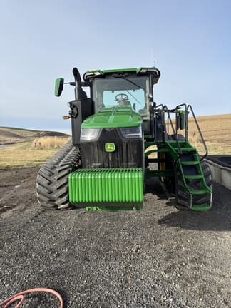 Image of John Deere 8RT 410 equipment image 3