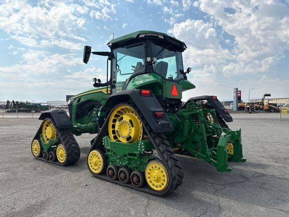 Image of John Deere 8RX 410 equipment image 2