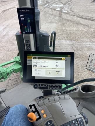 Image of John Deere 8RX 410 equipment image 2