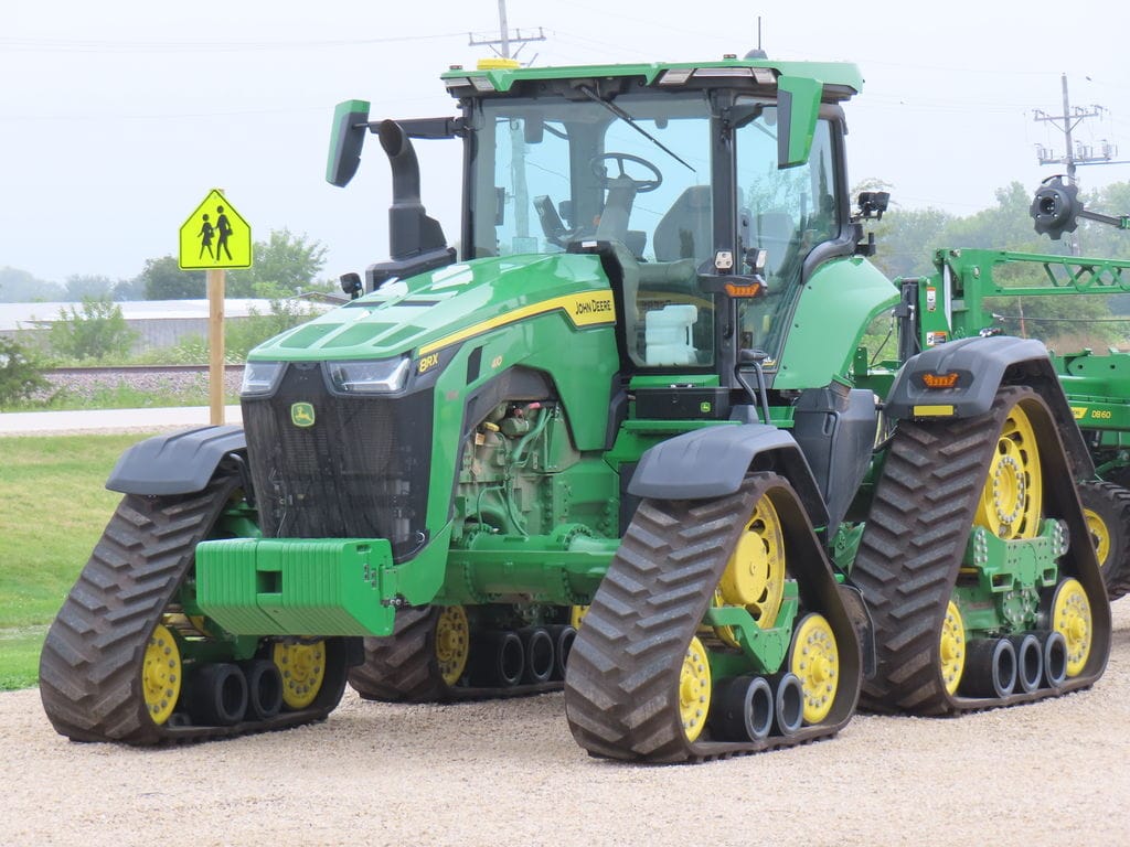 2025 John Deere 8RX 410 Equipment Image0