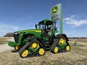 2025 John Deere 8RX 410 Image