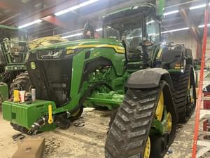 2025 John Deere 8RX 410 Image
