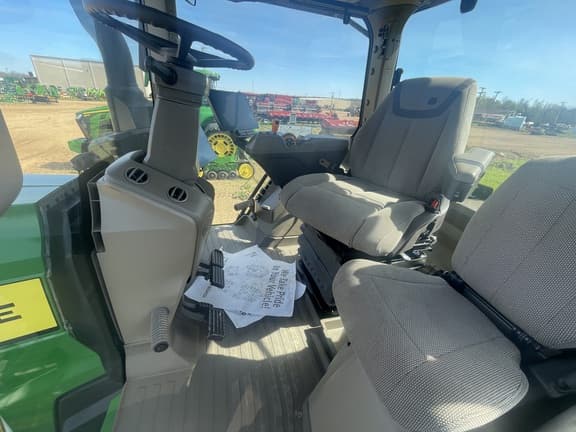 Image of John Deere 8RX 410 equipment image 4
