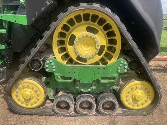 Image of John Deere 8RX 410 equipment image 3