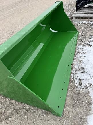 Image of John Deere Bucket Image 0
