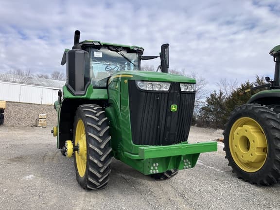 Image of John Deere 9R 390 Primary image