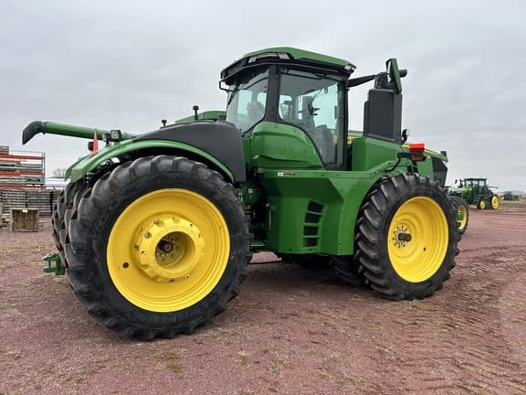 Image of John Deere 9R 390 equipment image 3
