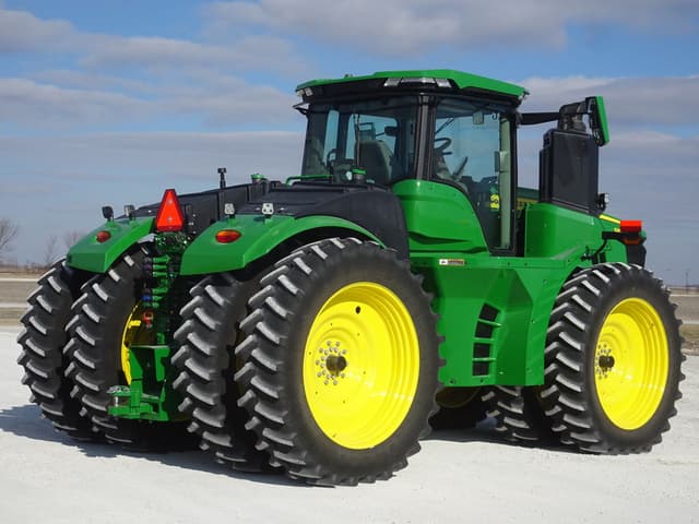 Image of John Deere 9R 440 equipment image 3