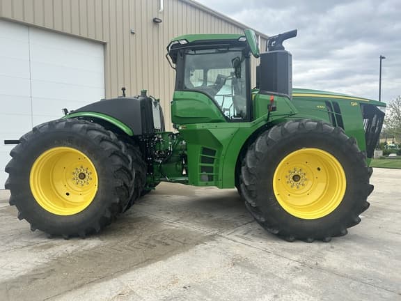 Image of John Deere 9R 440 equipment image 2