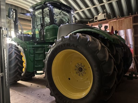 Image of John Deere 9R 440 equipment image 1