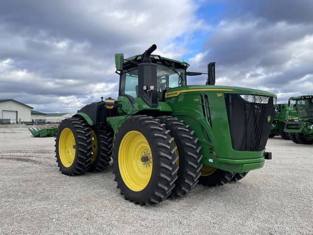 Image of John Deere 9R 440 equipment image 2