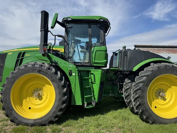 Image of John Deere 9R 440 equipment image 4